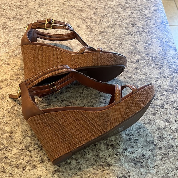 Lauren Ralph Lauren women’s shoes - Picture 8 of 11